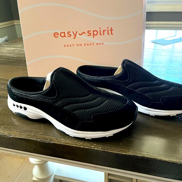 Easy Spirit Shoes - Easy Spirit Women’s Traveltime Mule
